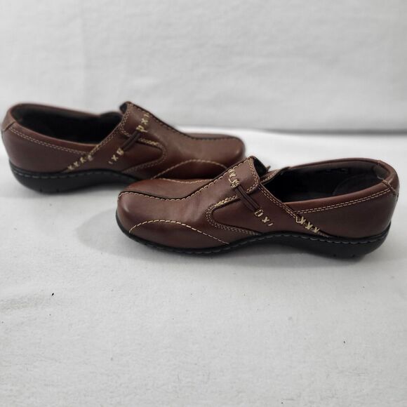 Clarks Women's Brown Slip-on Leather Shoes 7M Comfort - Picture 6 of 8